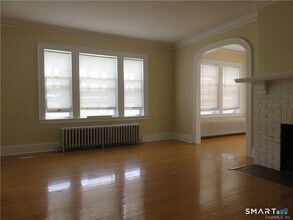139 Ardmore Rd in West Hartford, CT - Building Photo - Building Photo