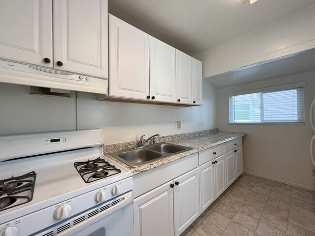 612 E 8th St in National City, CA - Building Photo - Building Photo