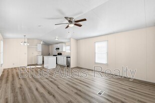 825 Dawn Light Dr in Arlington, TX - Building Photo