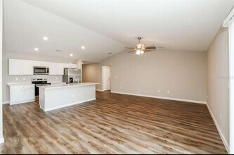 691 SW Hillsboro Cir in Port St. Lucie, FL - Building Photo - Building Photo