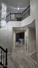 8735 W Knollmist Dr in Las Vegas, NV - Building Photo - Building Photo