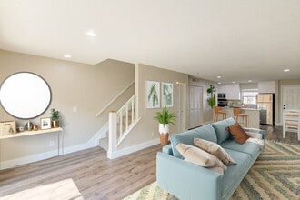 Armature Gate Townhomes in Tampa, FL - Building Photo - Building Photo