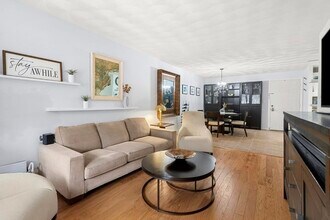 7 Greenbriar Dr in North Reading, MA - Building Photo - Building Photo
