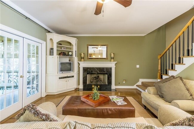 2242 Lenox Walk NE in Atlanta, GA - Building Photo - Building Photo