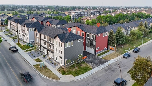 property at 6510 Rundlehorn Dr NE