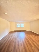 201 Lexington St, Unit 203 in Damascus, VA - Building Photo - Building Photo