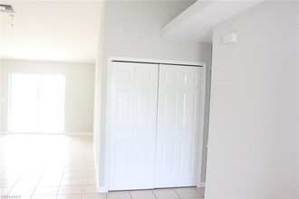 1817 Santa Barbara Blvd in Cape Coral, FL - Building Photo - Building Photo