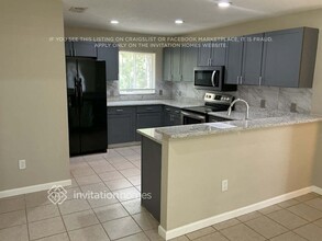 3253 Gilbert St in North Port, FL - Building Photo - Building Photo