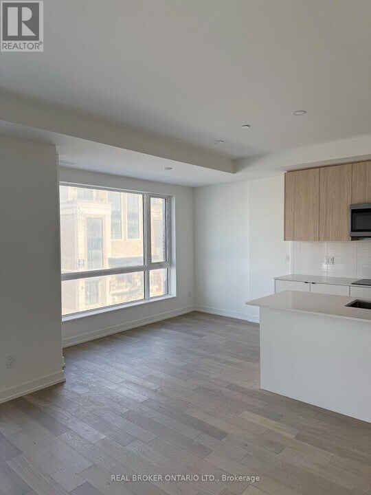 9 Walder Ln in Richmond Hill, ON - Building Photo