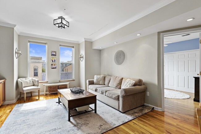 property at 510 MONROE St