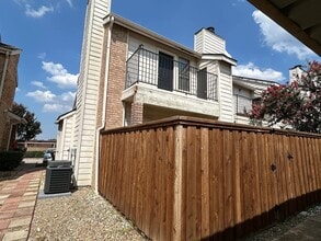 3635 Garden Brook Dr in Farmers Branch, TX - Building Photo - Building Photo