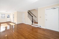 Towne Gardens Townhomes in Madison, NJ - Building Photo - Building Photo