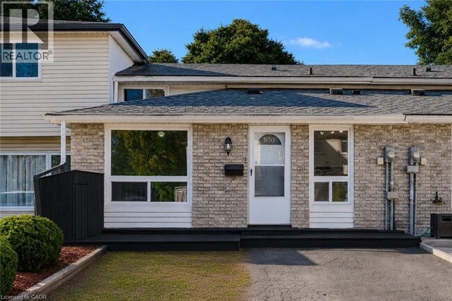 property at 550 Parkview Crescent