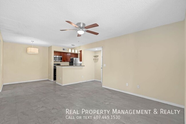 5108 Conroy Rd-Unit -Unit 17 in Orlando, FL - Building Photo - Building Photo