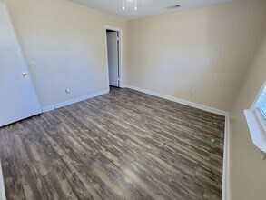 1006 Lucy Ln in Statesboro, GA - Building Photo - Building Photo