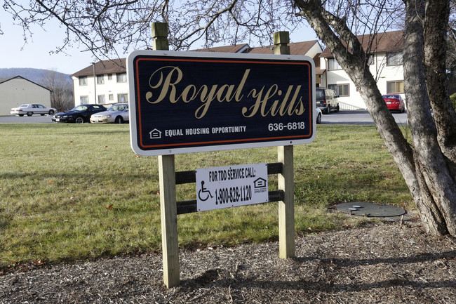 Royal Hill Apartments Phase I in Front Royal, VA - Building Photo - Building Photo