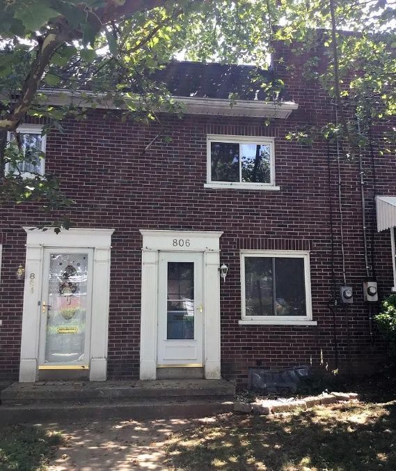property at 806 Union St