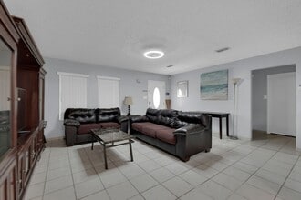 2412 N 34th St in McAllen, TX - Building Photo - Building Photo