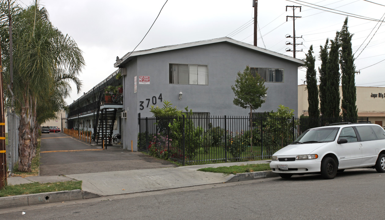 3704 Cypress Ave in El Monte, CA - Building Photo