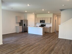 23548 Skyward Ln in Patton Village, TX - Building Photo - Building Photo