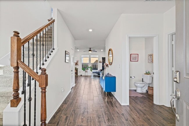 6316 Carriage Pines Dr in Austin, TX - Building Photo - Building Photo