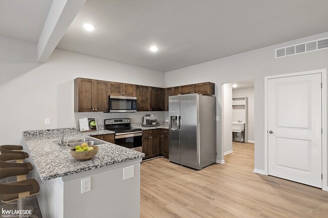 51419 Tides Dr in New Baltimore, MI - Building Photo - Building Photo