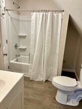 925 W Market St in Bluffton, IN - Building Photo - Building Photo