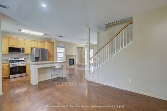 826 Courtyards Loop in Lincoln, CA - Building Photo - Building Photo