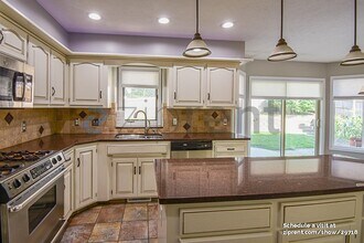 721 N Aberdeen Dr in Papillion, NE - Building Photo - Building Photo