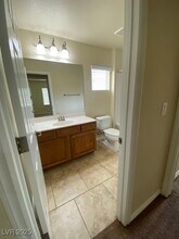 10520 Nantucket Ridge Ave in Las Vegas, NV - Building Photo - Building Photo