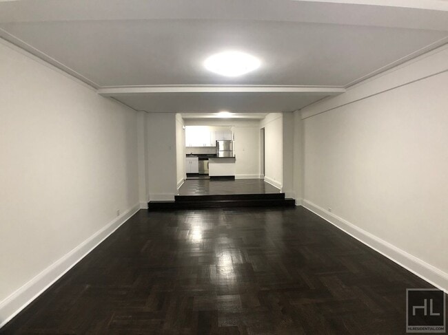 EAST 38 STREET in New York, NY - Foto de edificio - Building Photo