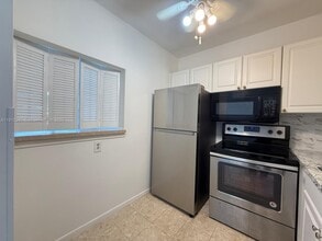 79 Easthampton D in West Palm Beach, FL - Building Photo - Building Photo