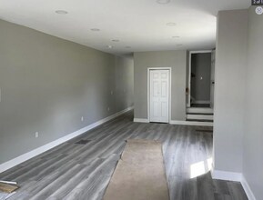 486 S Champion Ave in Columbus, OH - Building Photo - Building Photo