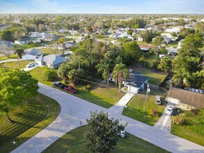 1181 SW Sarto Ln in Port St. Lucie, FL - Building Photo - Building Photo