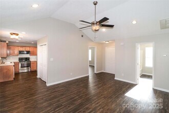 771 Rebecca Jane Dr in Mooresville, NC - Building Photo - Building Photo