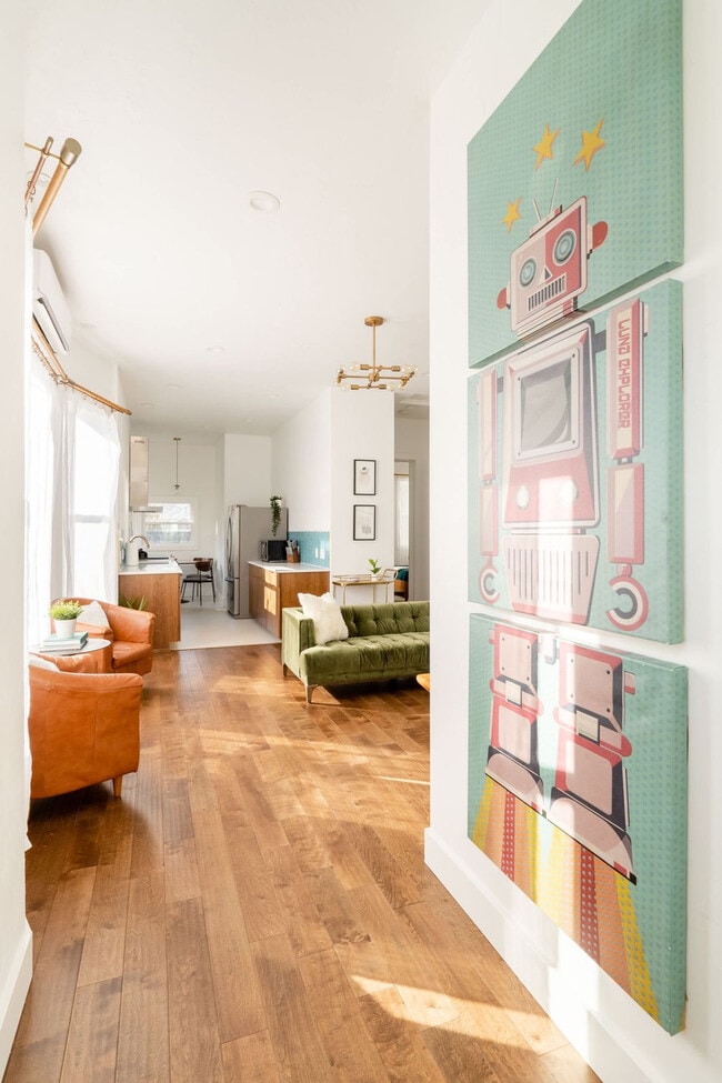 1425 SE 41st Ave in Portland, OR - Foto de edificio - Building Photo