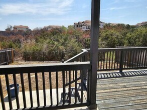 3240 E Whitestone Blvd in Cedar Park, TX - Building Photo - Building Photo