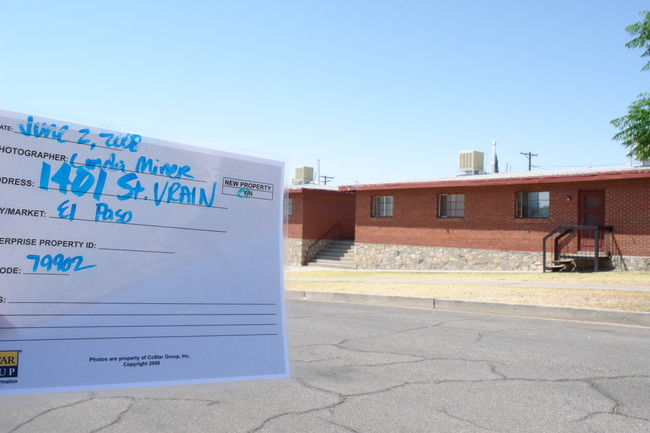 1401 N St Vrain St in El Paso, TX - Building Photo - Building Photo