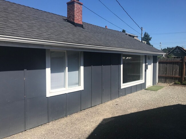 property at 115 E Fremont St