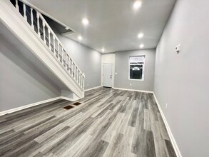 5508 W Thompson St in Philadelphia, PA - Building Photo - Building Photo