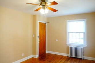 8401 Greenwood Ave in Silver Spring, MD - Building Photo - Building Photo