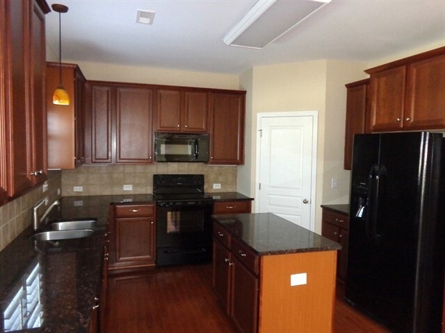 10035 Back Acre Dr in Charlotte, NC - Building Photo