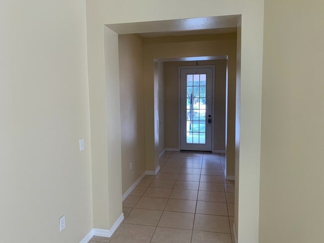 8641 Bradleys Landing St in Orlando, FL - Building Photo - Building Photo