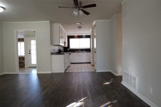 3401 Princeton Dr in Irving, TX - Building Photo - Building Photo