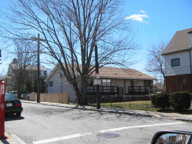 128 Clifton St in Cambridge, MA - Building Photo