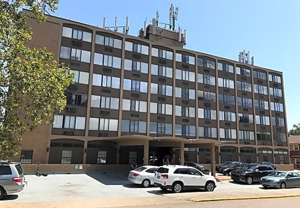 1700 Clinch Ave in Knoxville, TN - Foto de edificio