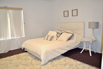 721 W 32nd St in Los Angeles, CA - Foto de edificio - Building Photo