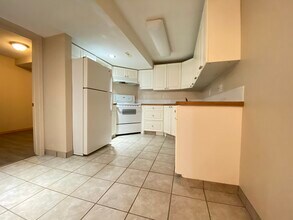 9910-9996 96 Ave in Grande Prairie, AB - Building Photo - Building Photo