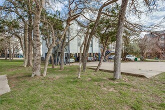 5301 Indio Cove in Austin, TX - Foto de edificio - Building Photo