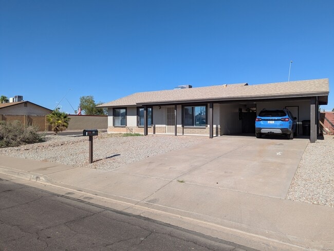 property at 563 N Santa Anna